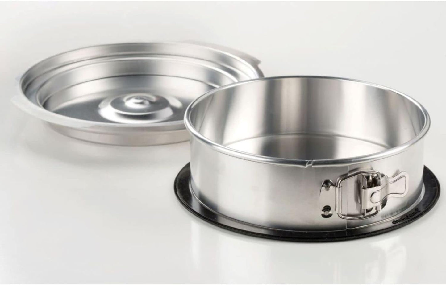 ILLIYIN Chef'sPlanet 9" Springform Leak-Proof Non-Stick Cheesecake Pan With Built In Water Bath Basin - The Perfect Protection From Cracked Cheesecake And Sunken Souffles!