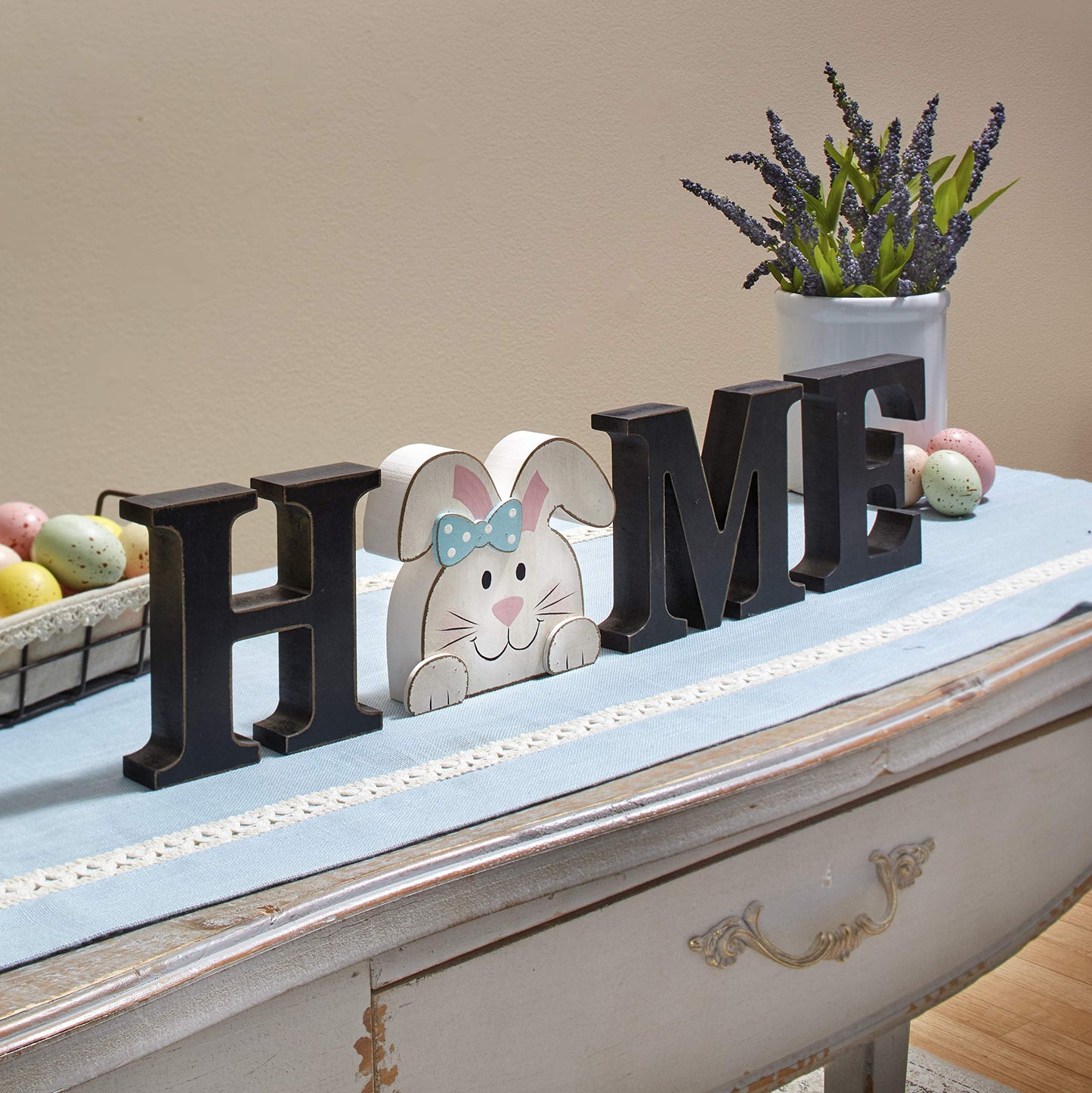 Decorative Tabletop Home Letter Sign with 13 Interchangeable Seasonal Icons – Rustic Wooden Home Decor Sign with Pumpkin, Snowman, Turkey, Bunny, Heart, and More – Perfect for Year-Round Decoration