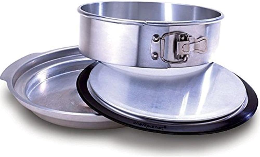 ILLIYIN Chef'sPlanet 9" Springform Leak-Proof Non-Stick Cheesecake Pan With Built In Water Bath Basin - The Perfect Protection From Cracked Cheesecake And Sunken Souffles!