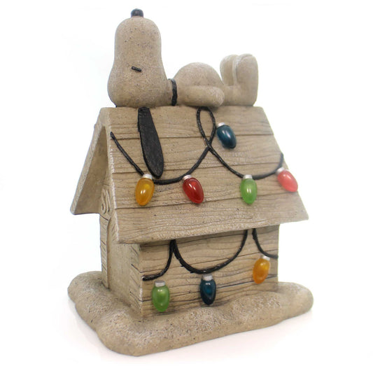 Peanuts Snoopy on Dog House Solar Powered Light Up Christmas Garden Statue New